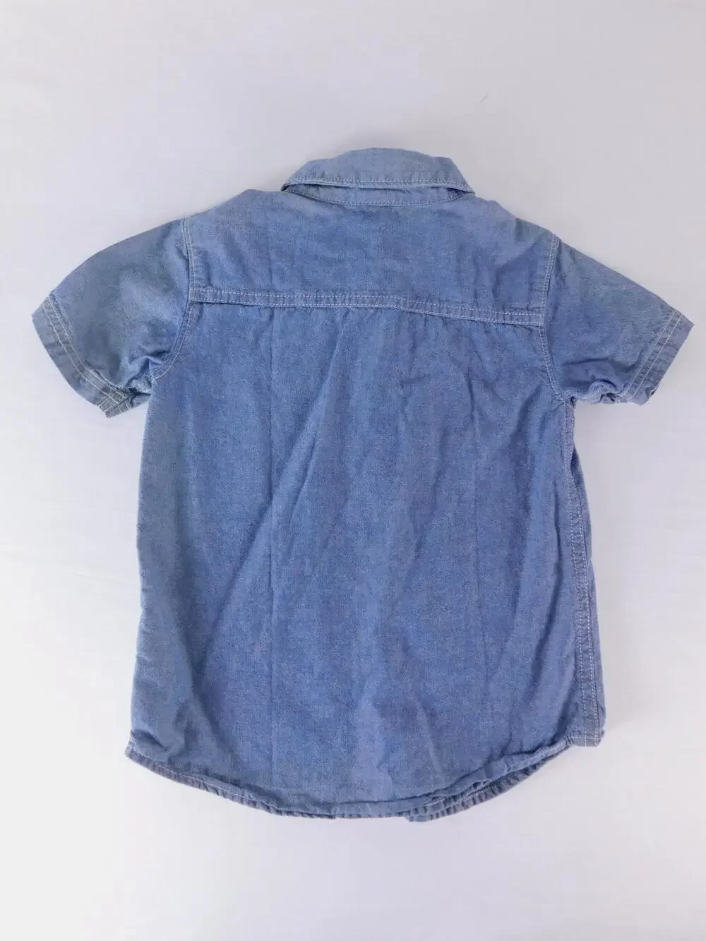 Carter's Shirt Boys 5T Blue Denim Short Sleeve Button-Up Embroidered Dino Pocket